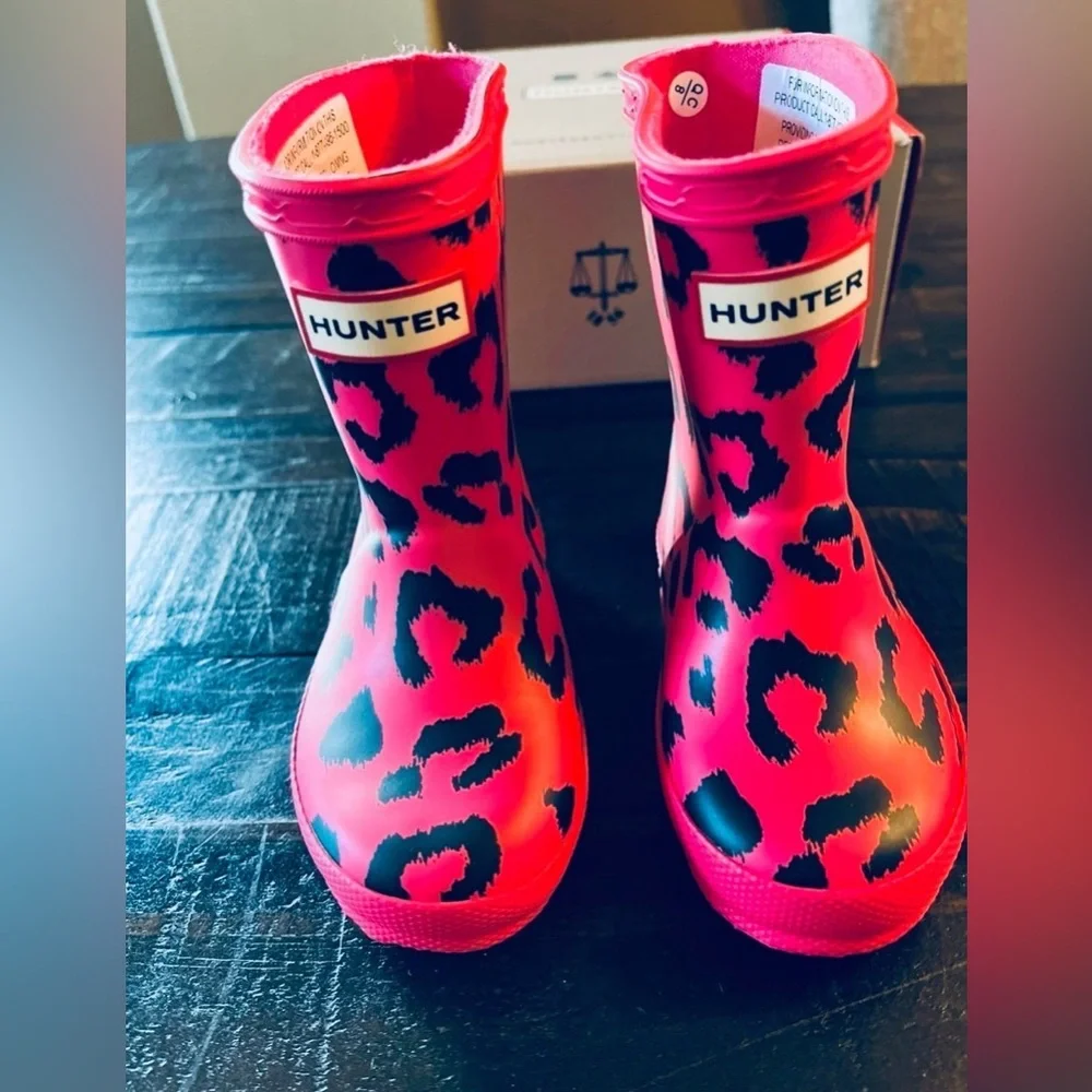Hunter “NEW”Kids Boots - Picture 1 of 12
